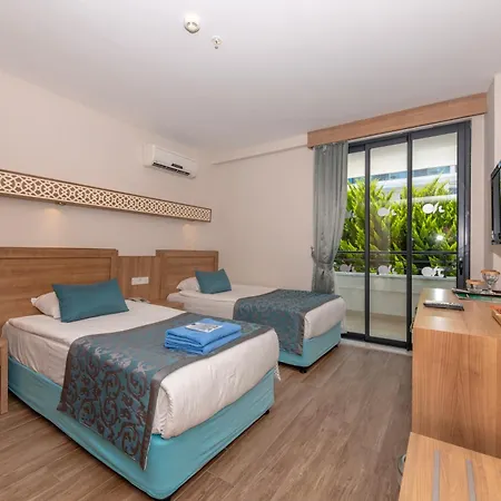 Üdülőközpont Meryan 5*